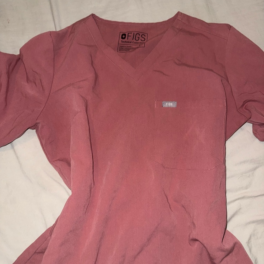 Figs Rose V-Neck Scrub Top